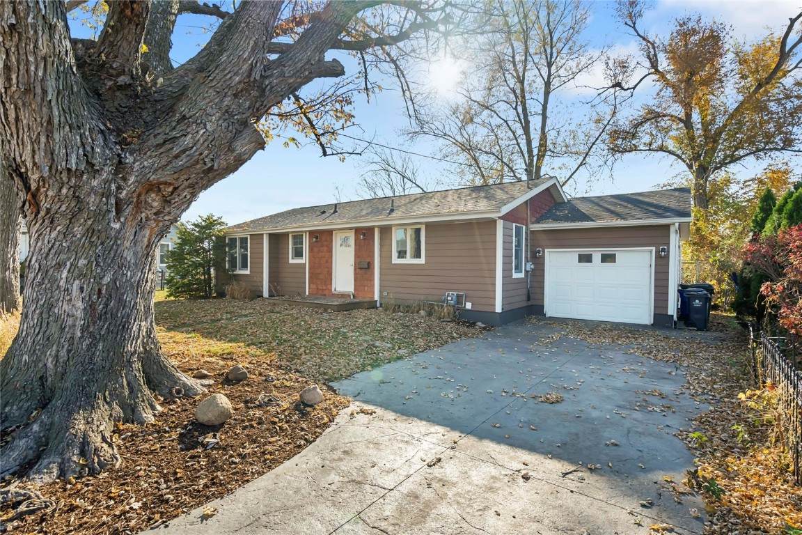 1231 Miami Court - Photo 1