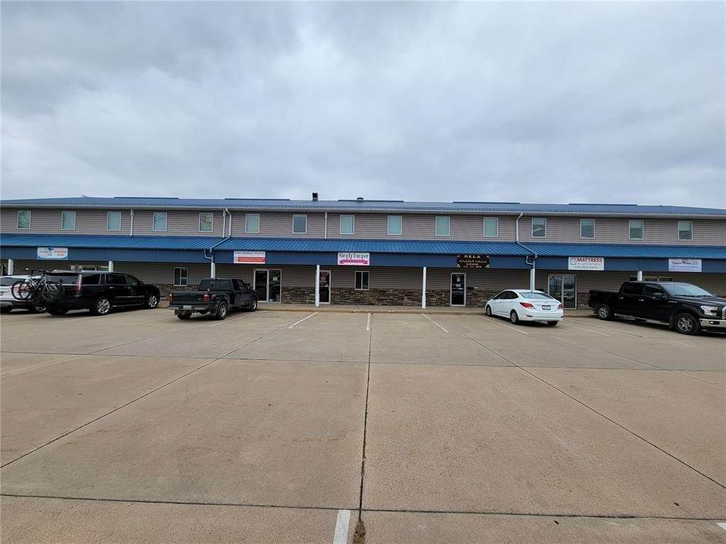 3260 Southgate Place Sw - Photo 1