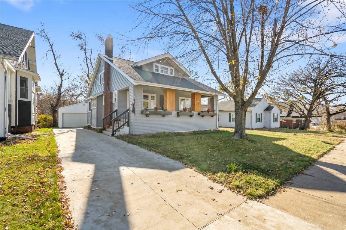 2229 Bever Ave Se - Photo 1