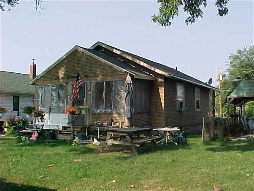 1515 35 Street - Photo 1