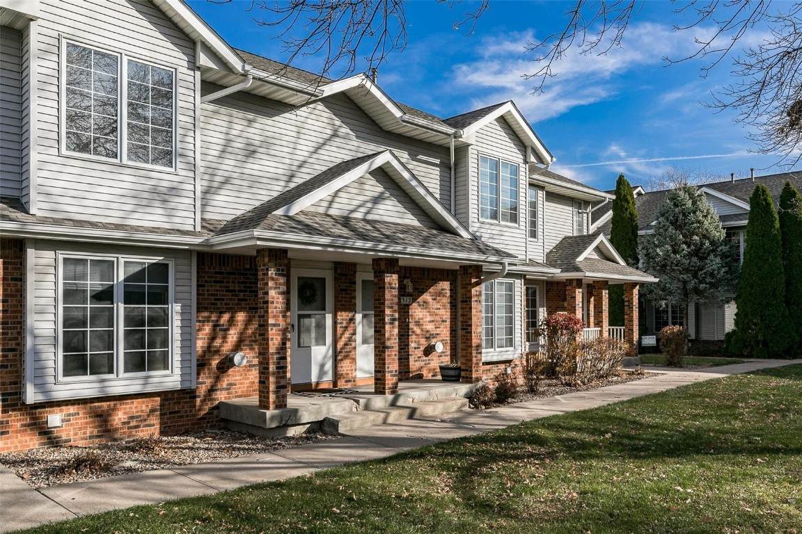 310 Westside Drive - Photo 1