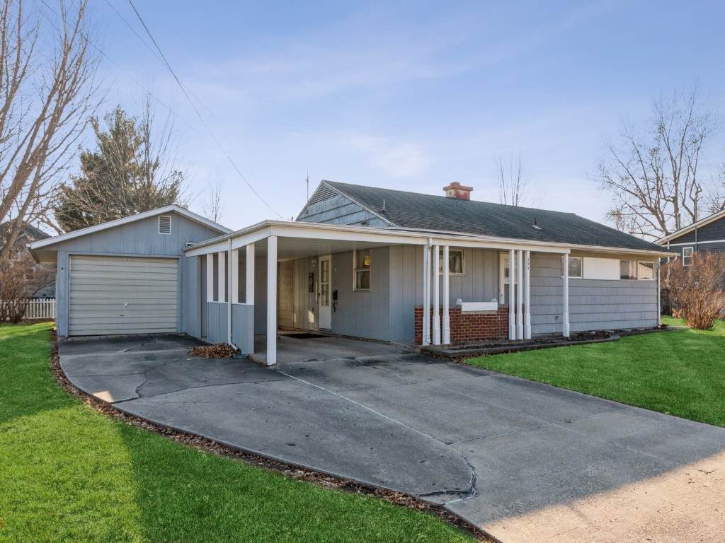 353 Marion Street - Photo 1