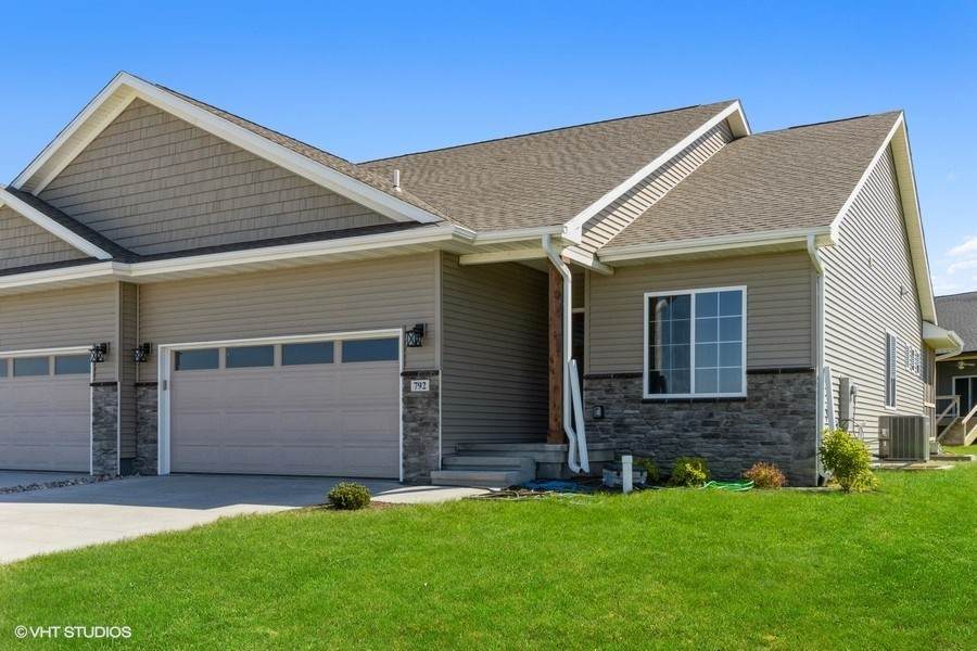 777 Brook Ridge Avenue - Photo 1