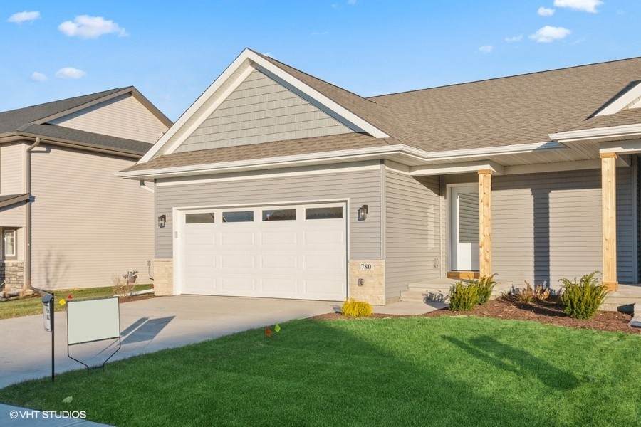 793 Brook Ridge Avenue - Photo 1