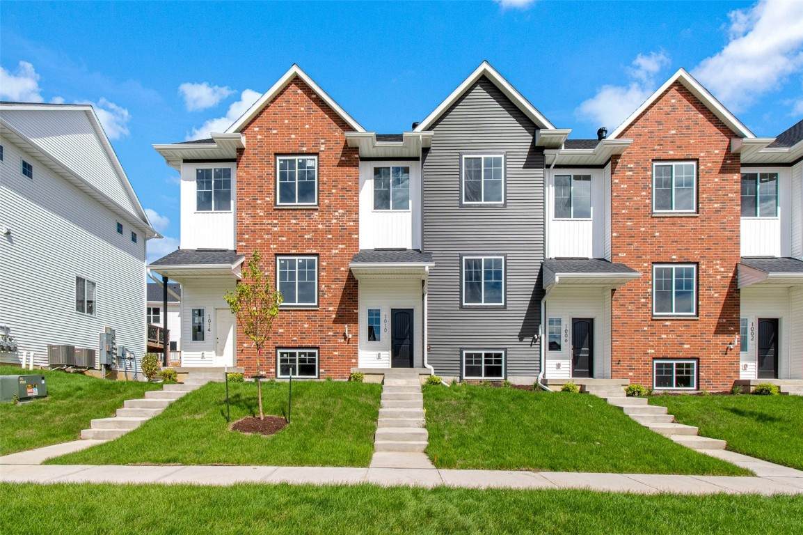 1010 Dubs Drive - Photo 1