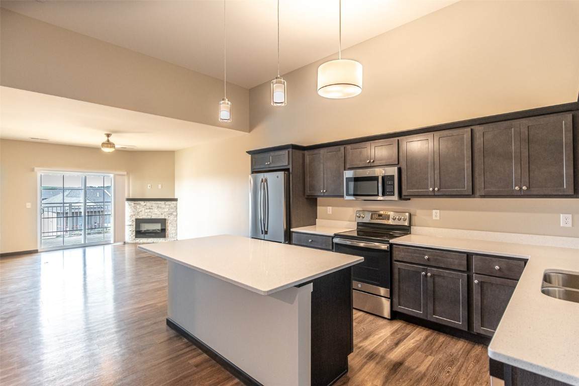 2871 Spring Rose Circle - Photo 1