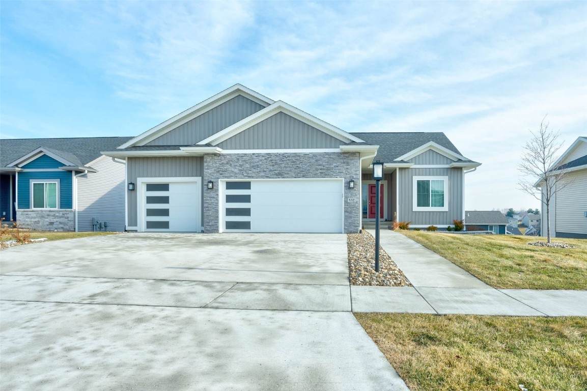 532 Deer View Avenue - Photo 1