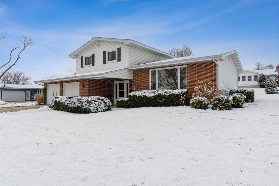 150 Sunrise Drive - Photo 1