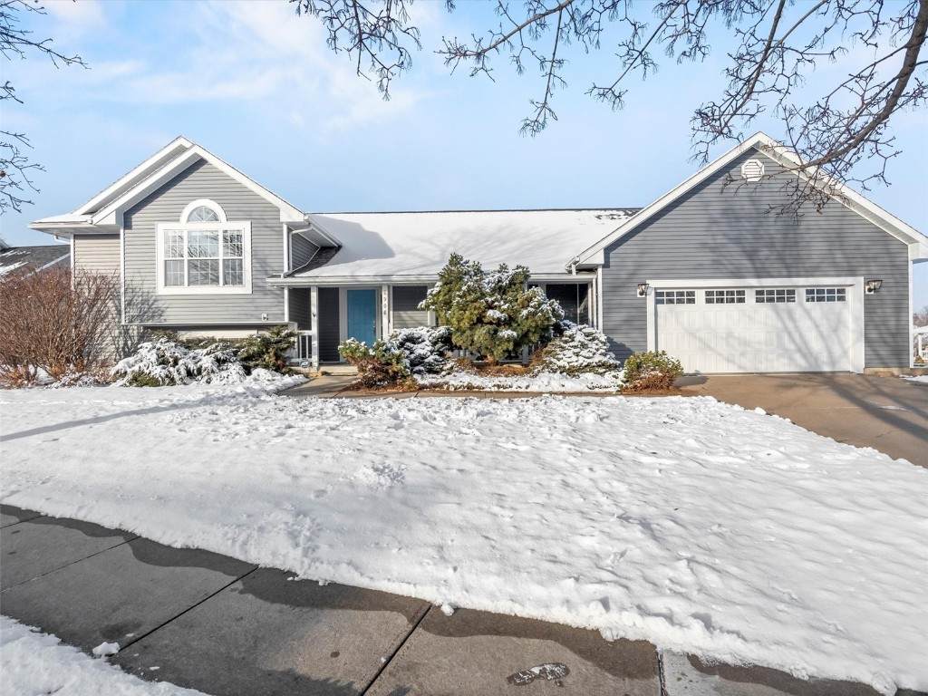 2906 Q Avenue - Photo 1