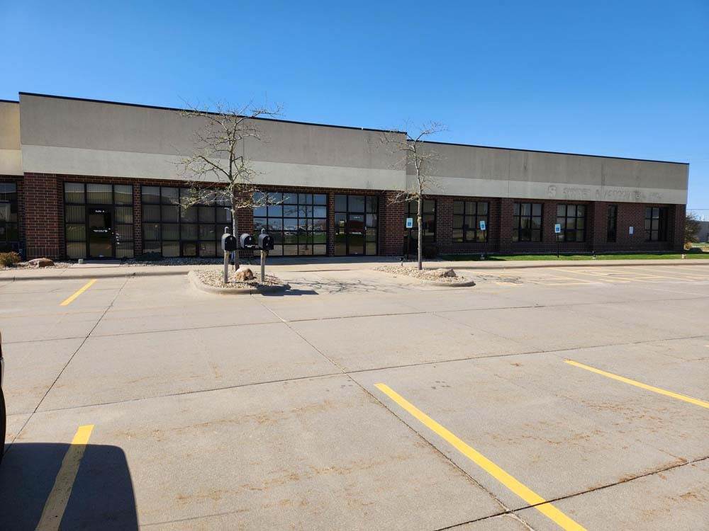 https://bt-photos.global.ssl.fastly.net/cedarrapids/orig_boomver_1_2403706-2.jpg