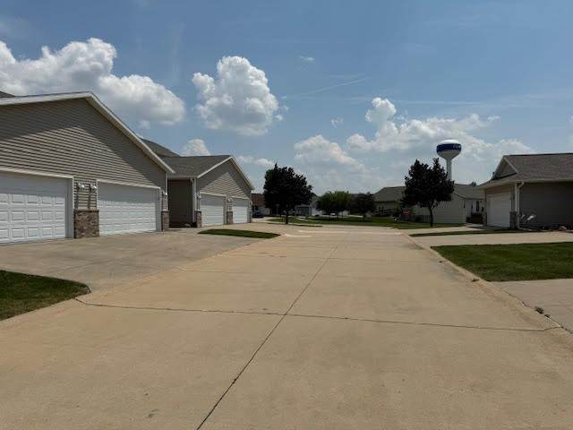 https://bt-photos.global.ssl.fastly.net/cedarrapids/orig_boomver_1_2404505-2.jpg