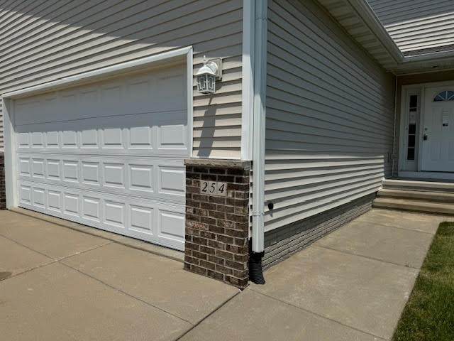 https://bt-photos.global.ssl.fastly.net/cedarrapids/orig_boomver_1_2404505-2.jpg