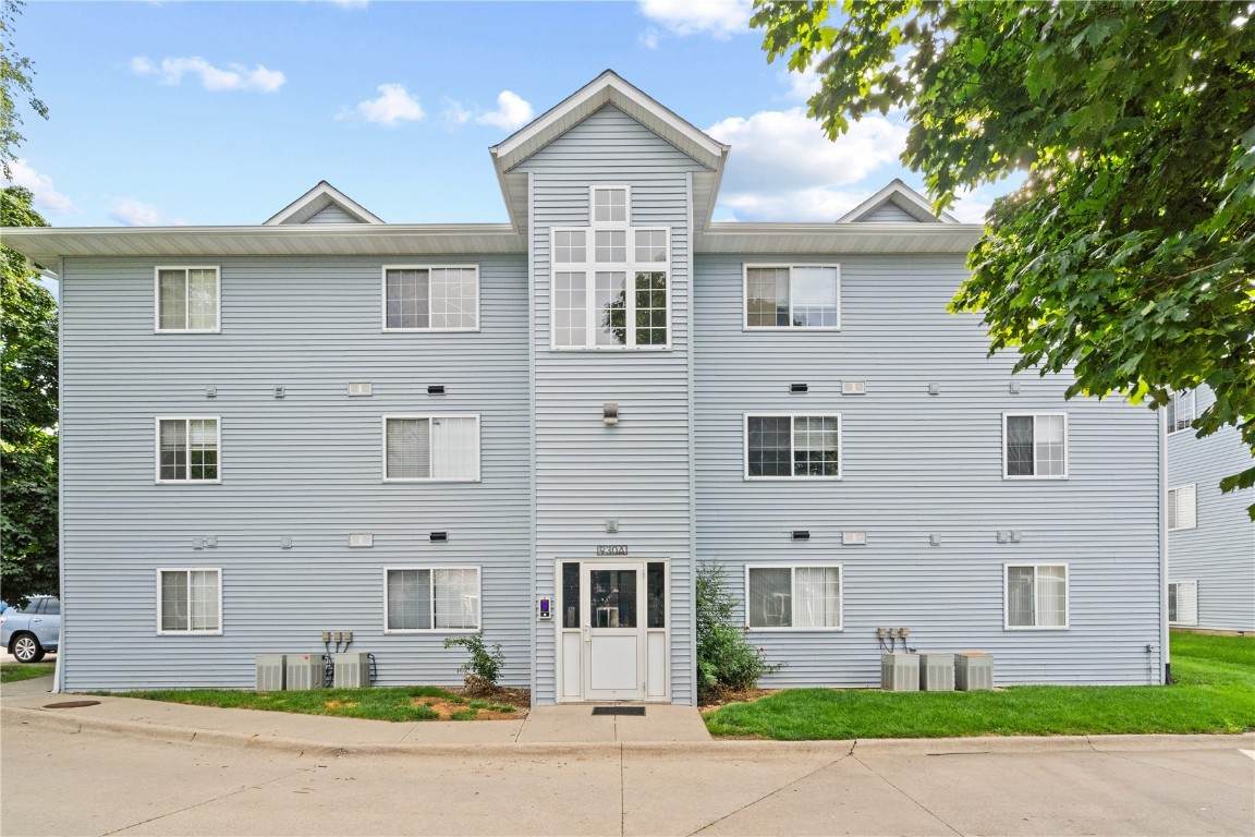 930a Boston Way - Photo 1