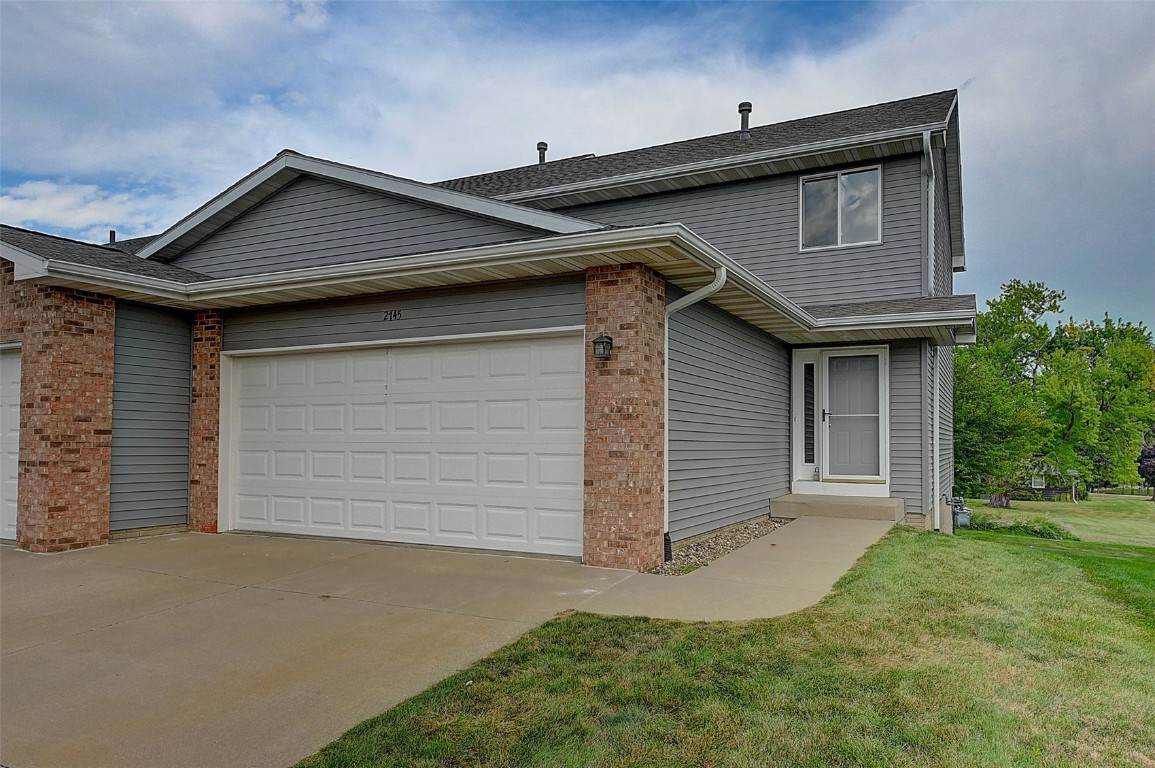 2745 Pheasant Ridge Court - Photo 1