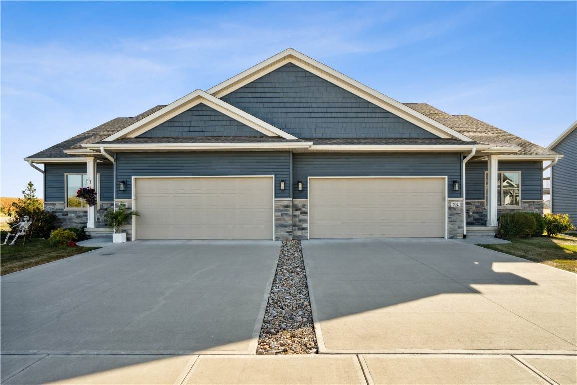 702 Brook Ridge Avenue - Photo 1