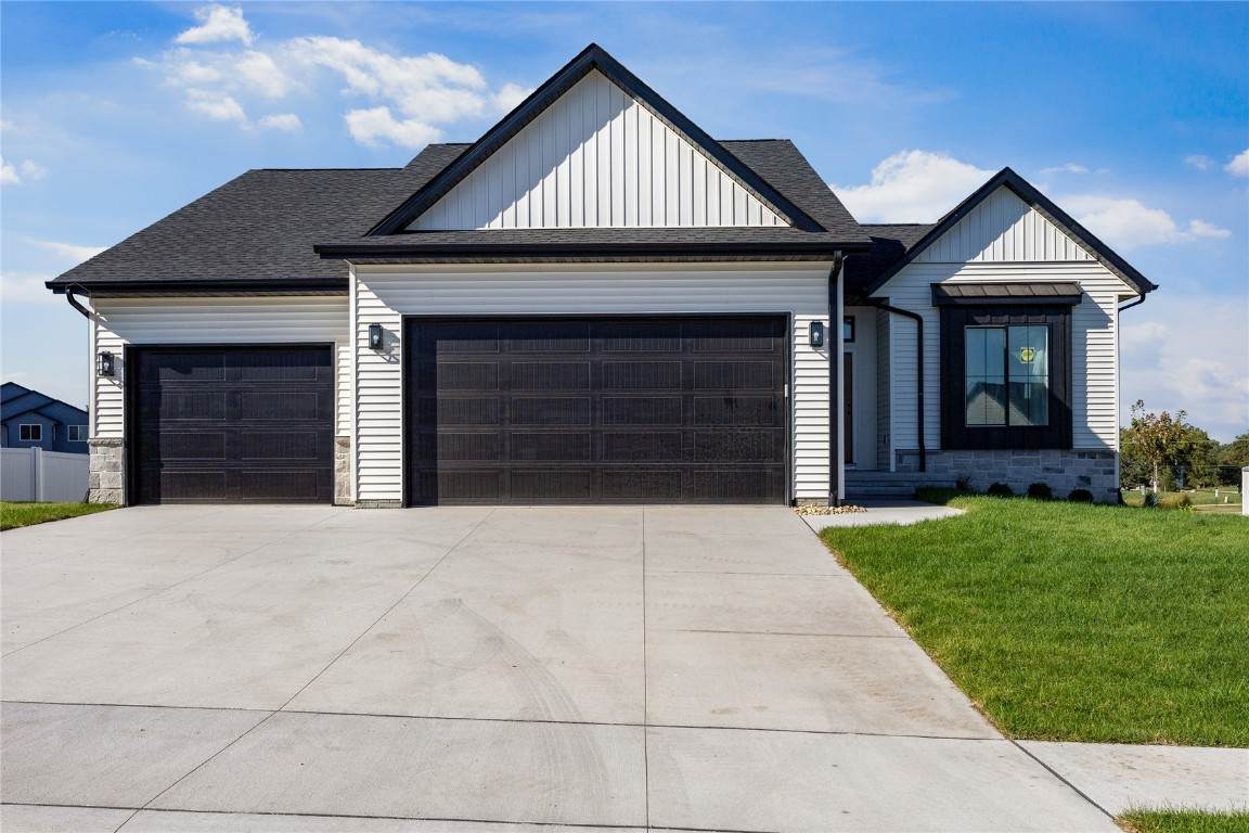 3263 Platinum Way - Photo 1