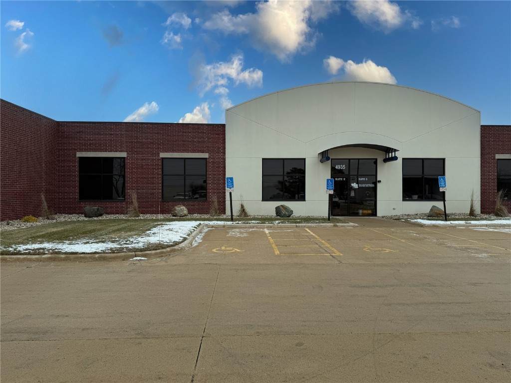 4935 Bowling Street - Photo 1