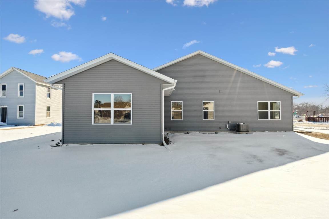 https://bt-photos.global.ssl.fastly.net/cedarrapids/orig_boomver_1_2501305-2.jpg