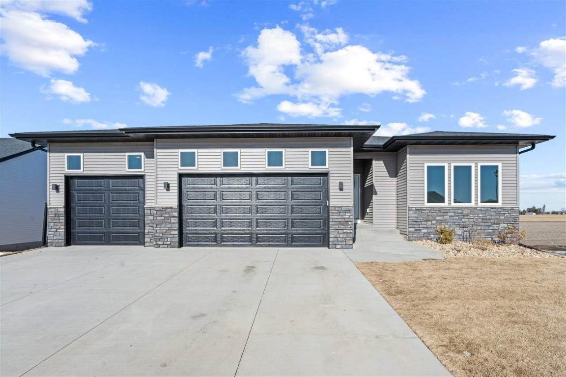 704 Beck Drive - Photo 1