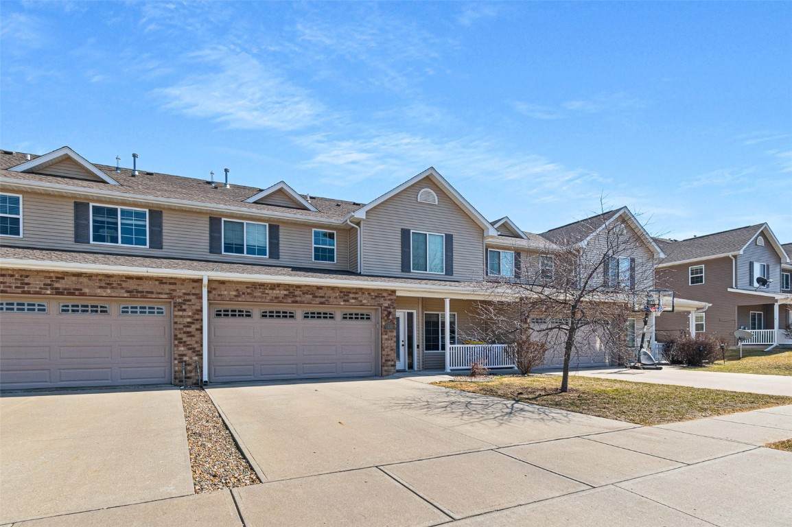 https://bt-photos.global.ssl.fastly.net/cedarrapids/orig_boomver_1_2501799-2.jpg