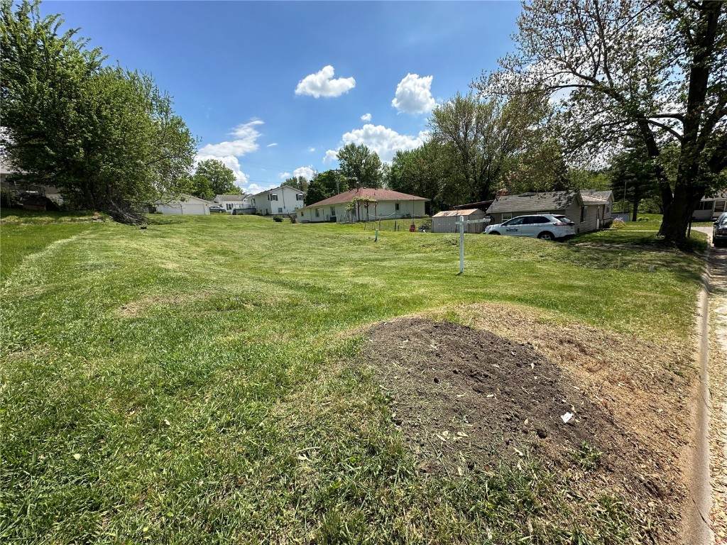 503 Ford Street - Photo 1