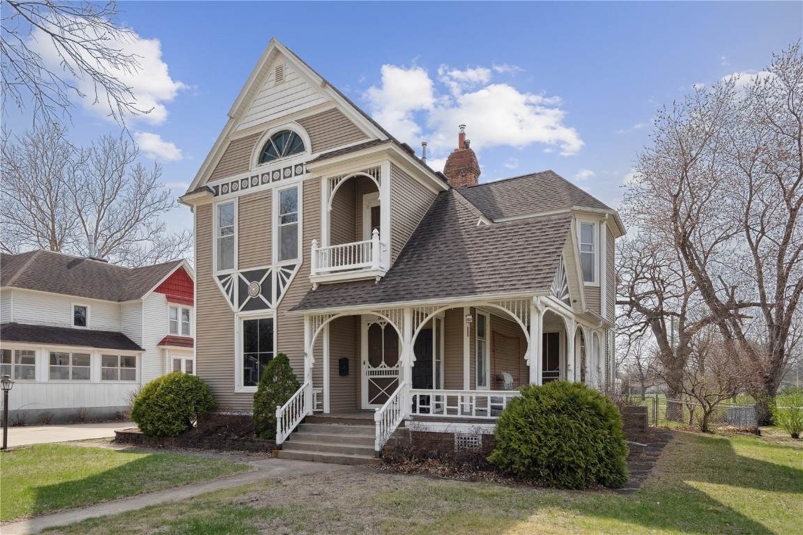 507 2nd Avenue - Photo 1