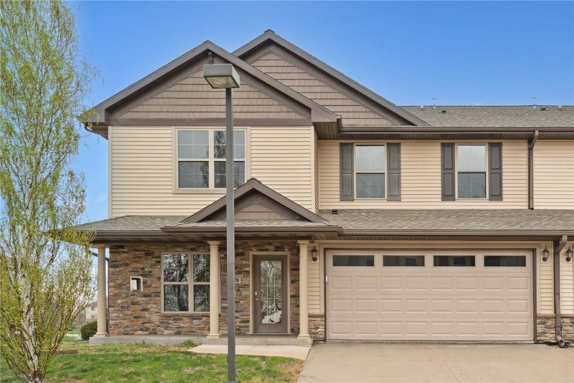 470 Churchhill Drive - Photo 1