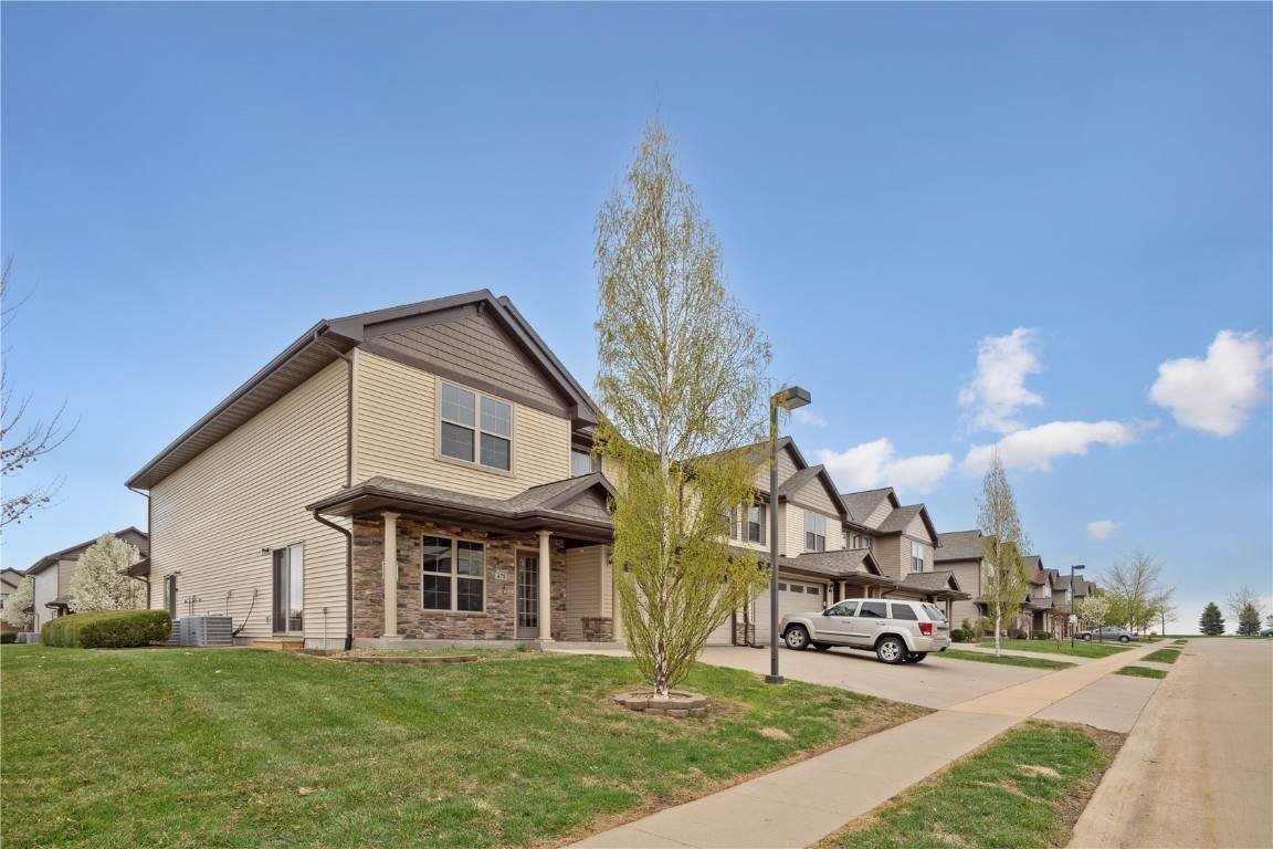 https://bt-photos.global.ssl.fastly.net/cedarrapids/orig_boomver_1_2502877-2.jpg