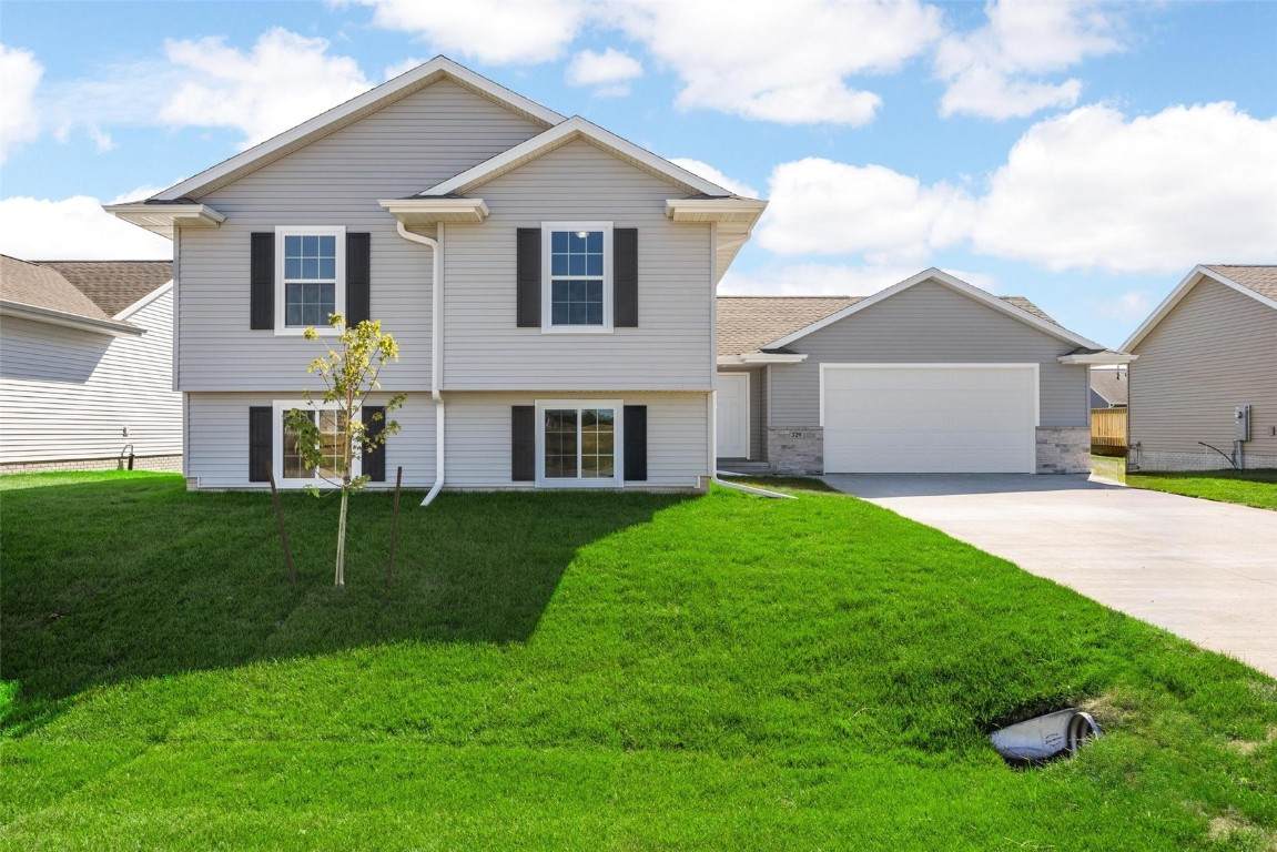 834 Indigo Drive - Photo 1