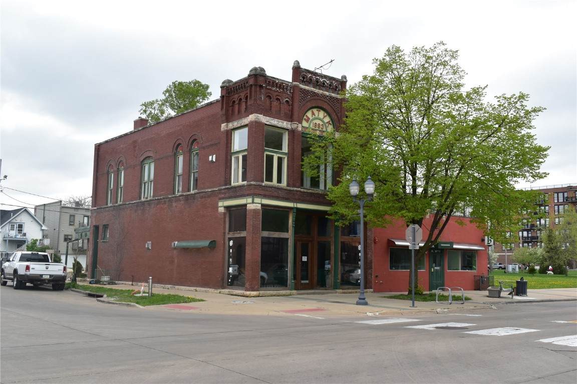1029 3rd Street - Photo 1