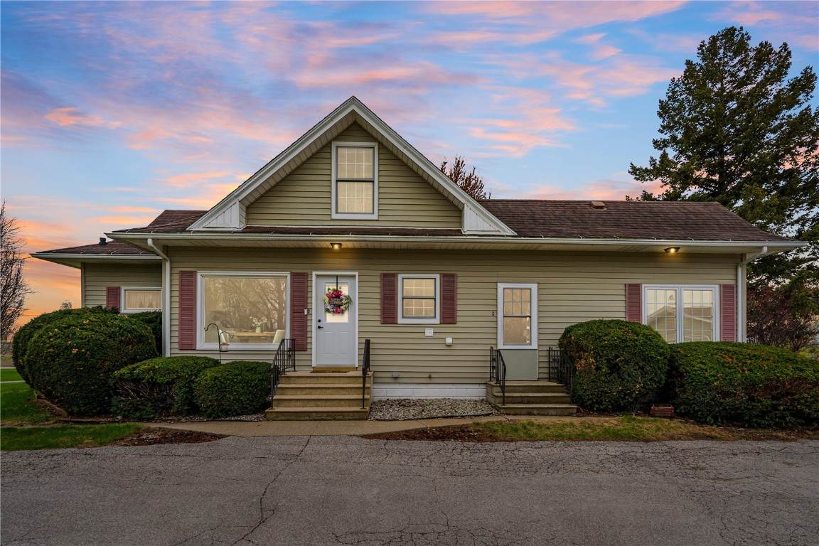1601 5th Street - Photo 1