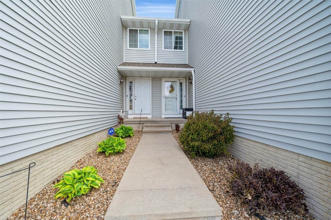 https://bt-photos.global.ssl.fastly.net/cedarrapids/orig_boomver_1_2503301-2.jpg