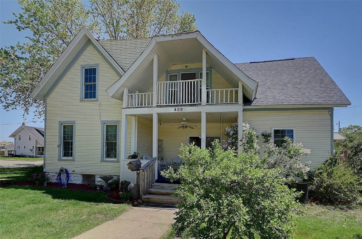 409 Brewer Street - Photo 1