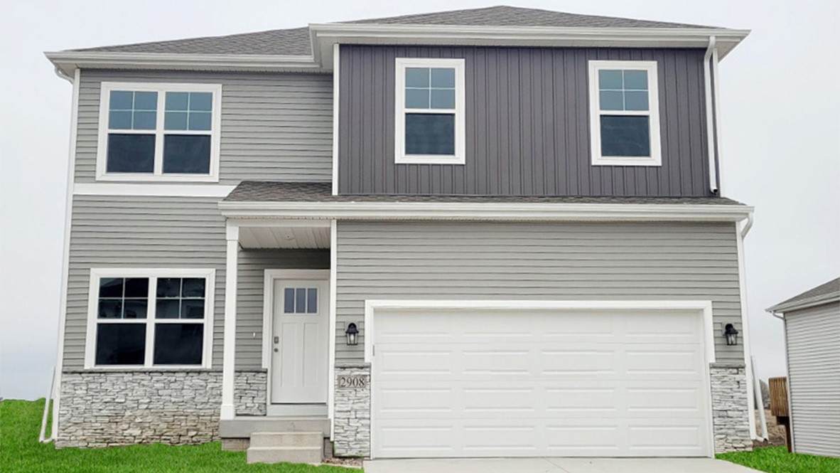 708 Goldfinch Drive - Photo 1