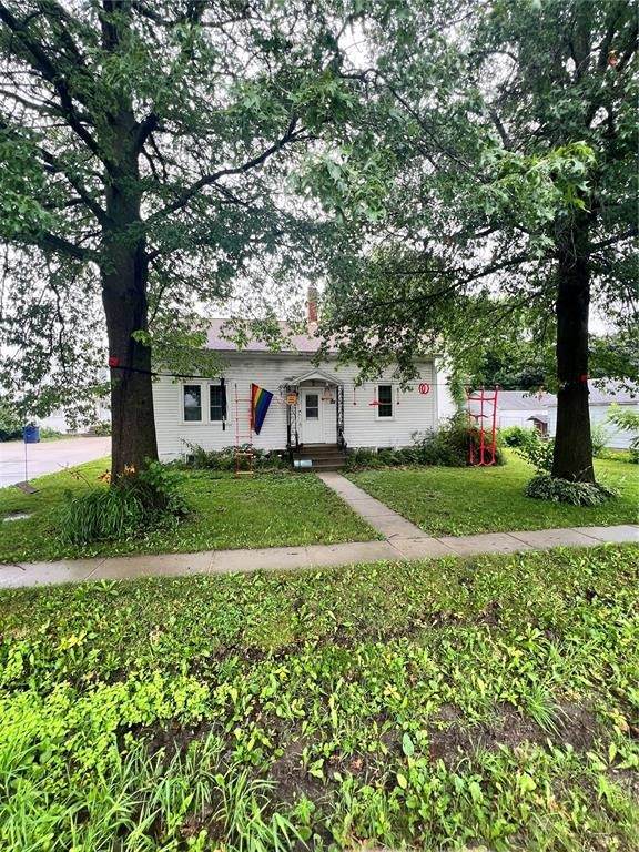 4506 F Street - Photo 1
