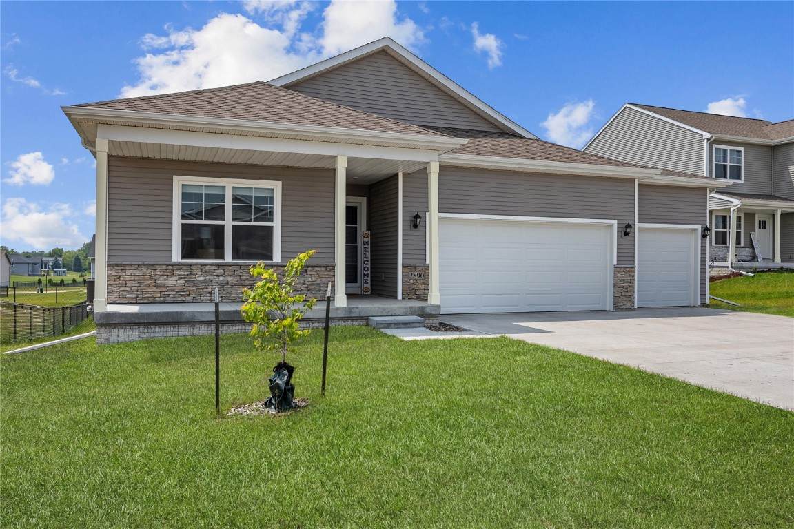 2890 Meadow Ct - Photo 1