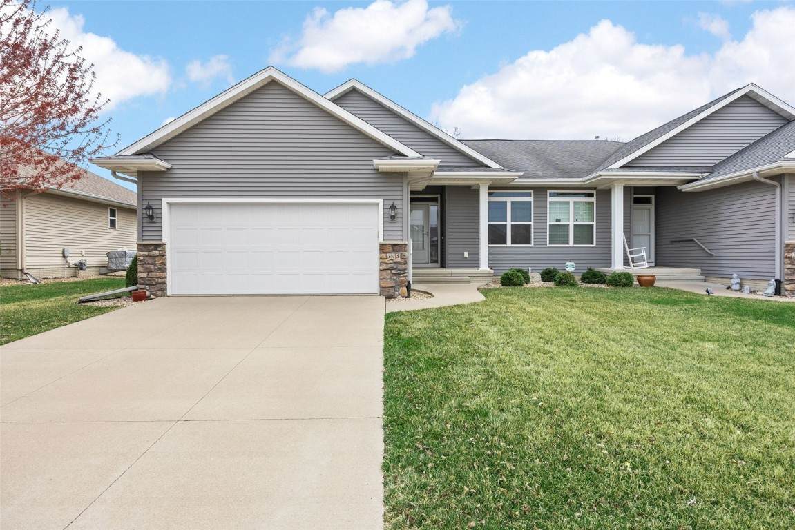 345 Shannon Drive - Photo 1