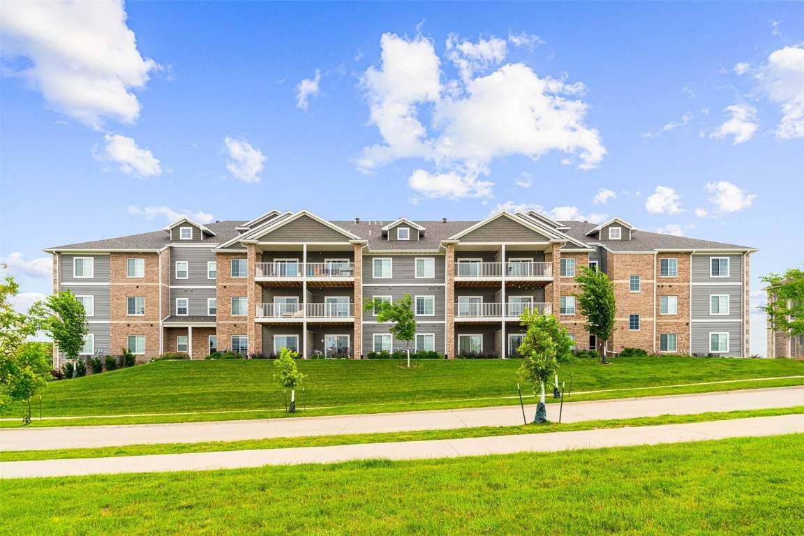 2871 Spring Rose Circle - Photo 1