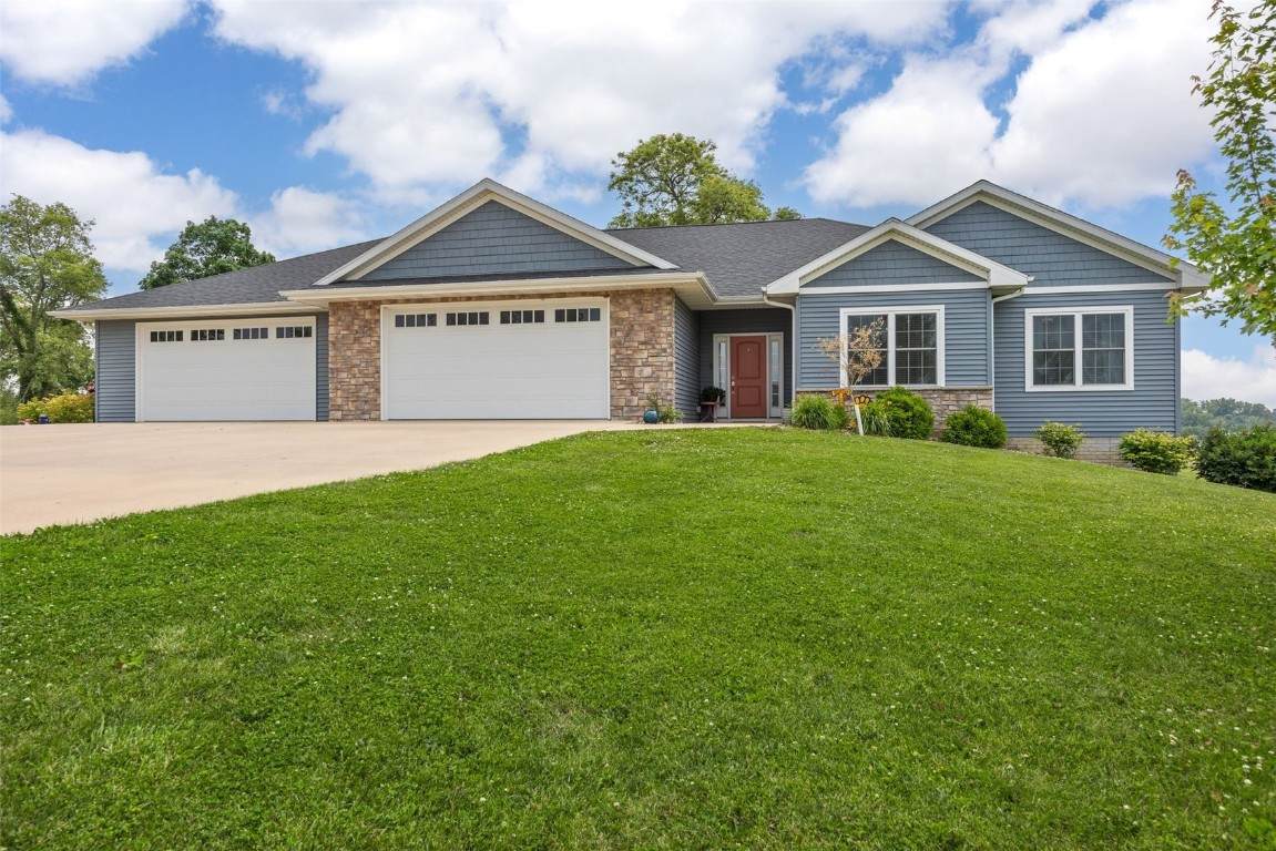 1062 Oak View Court - Photo 1