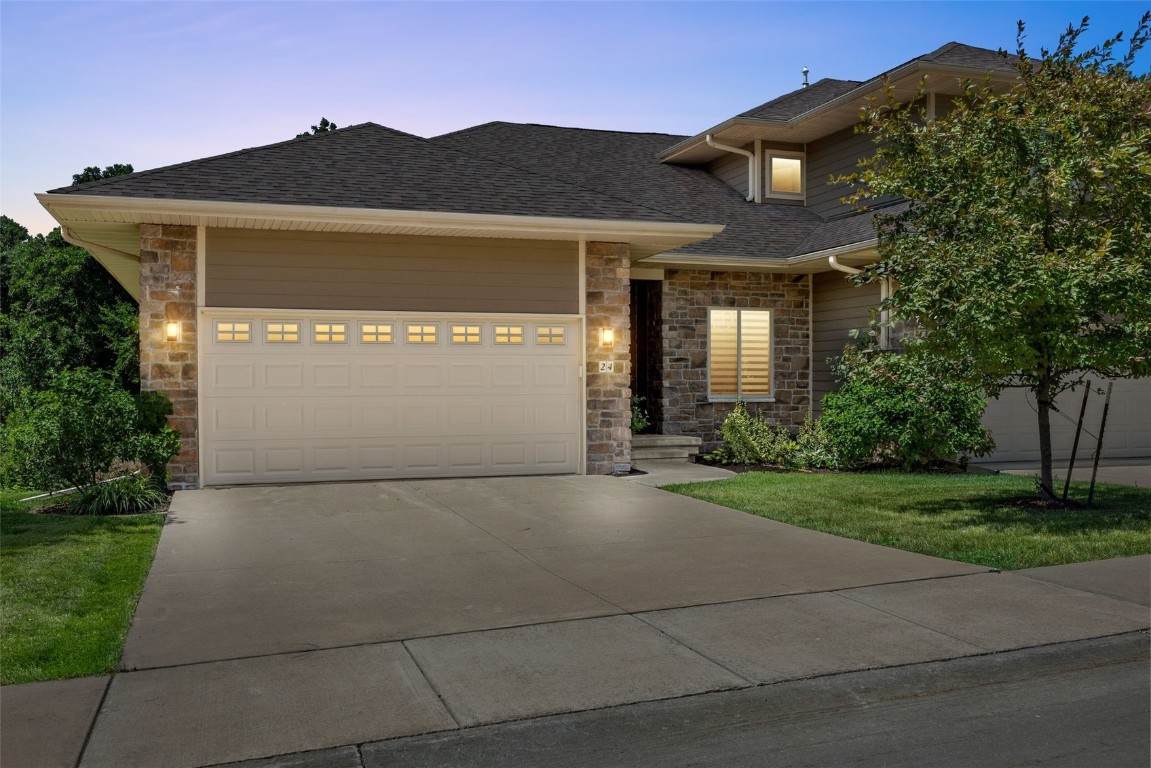 https://bt-photos.global.ssl.fastly.net/cedarrapids/orig_boomver_1_2504647-2.jpg