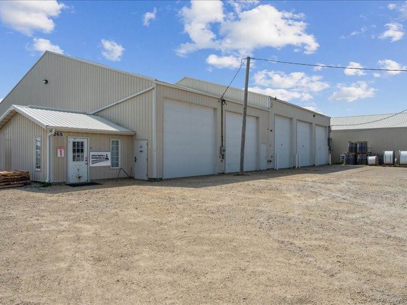 265 35th Street - Photo 1