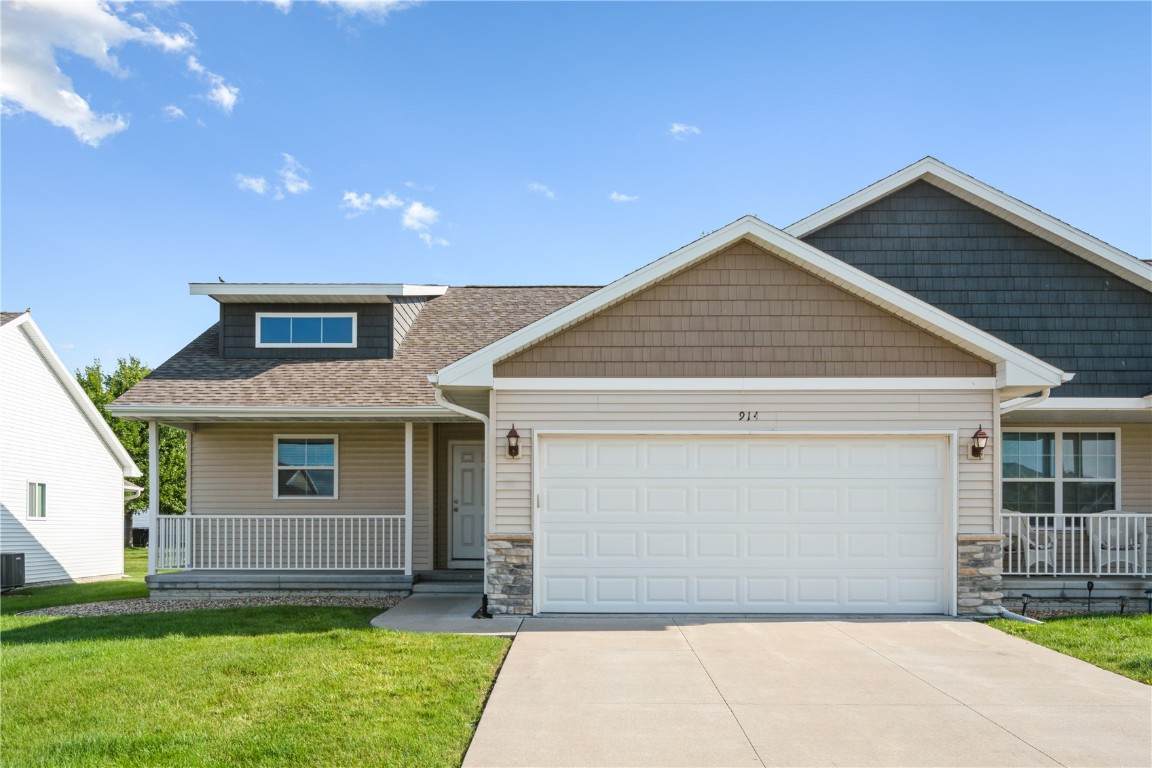 914 Deer Run Drive - Photo 1