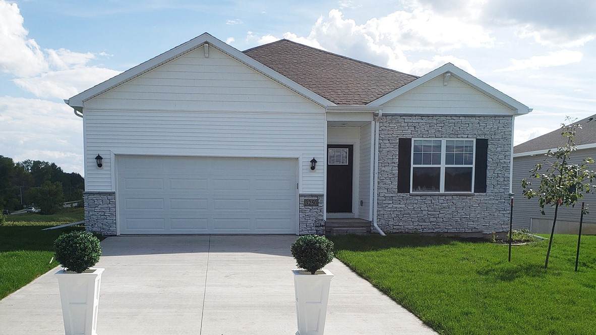 3400 Dreusicke Drive - Photo 1
