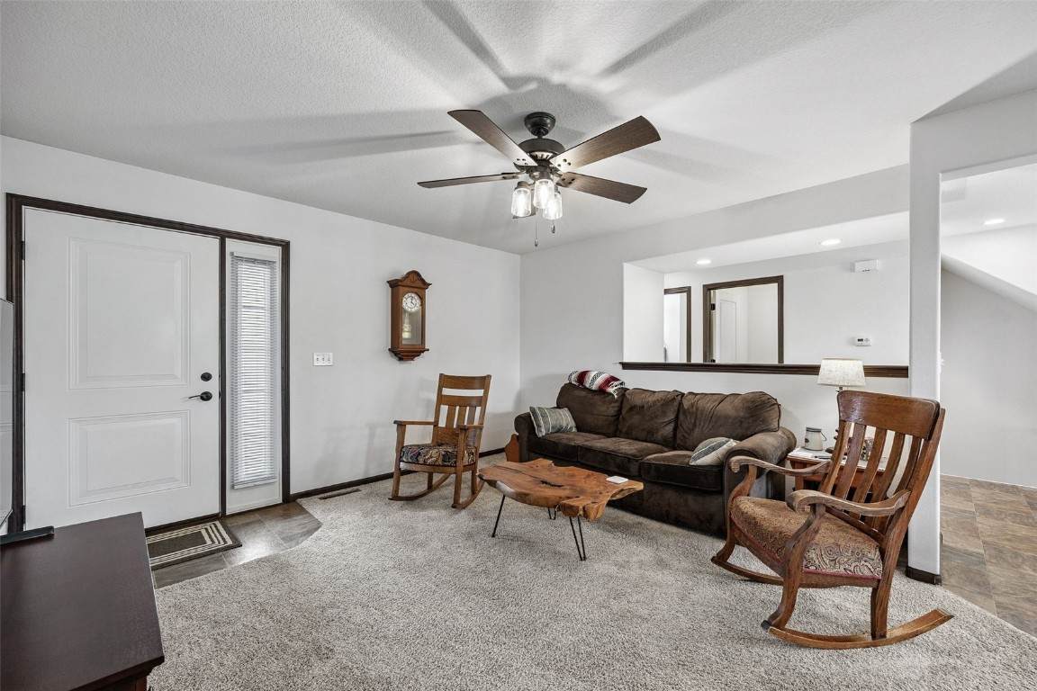 https://bt-photos.global.ssl.fastly.net/cedarrapids/orig_boomver_1_2505956-2.jpg