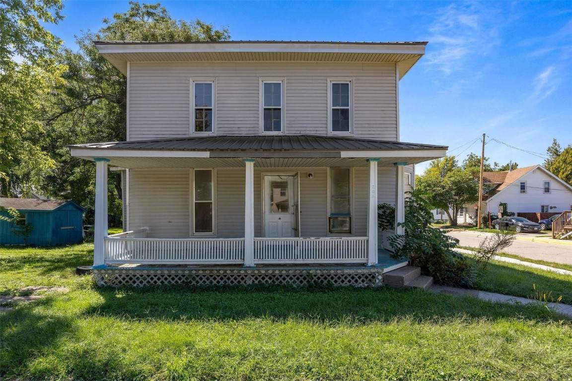 205 Main Street - Photo 1