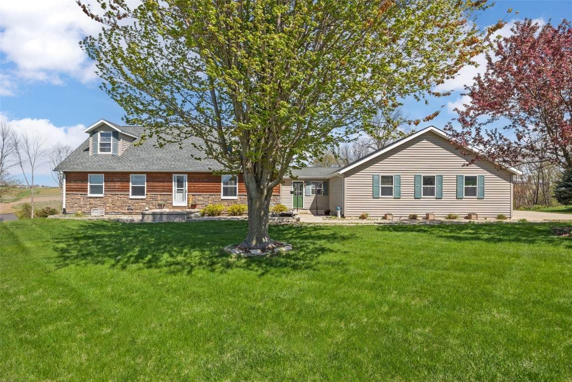 13294 212th Avenue - Photo 1