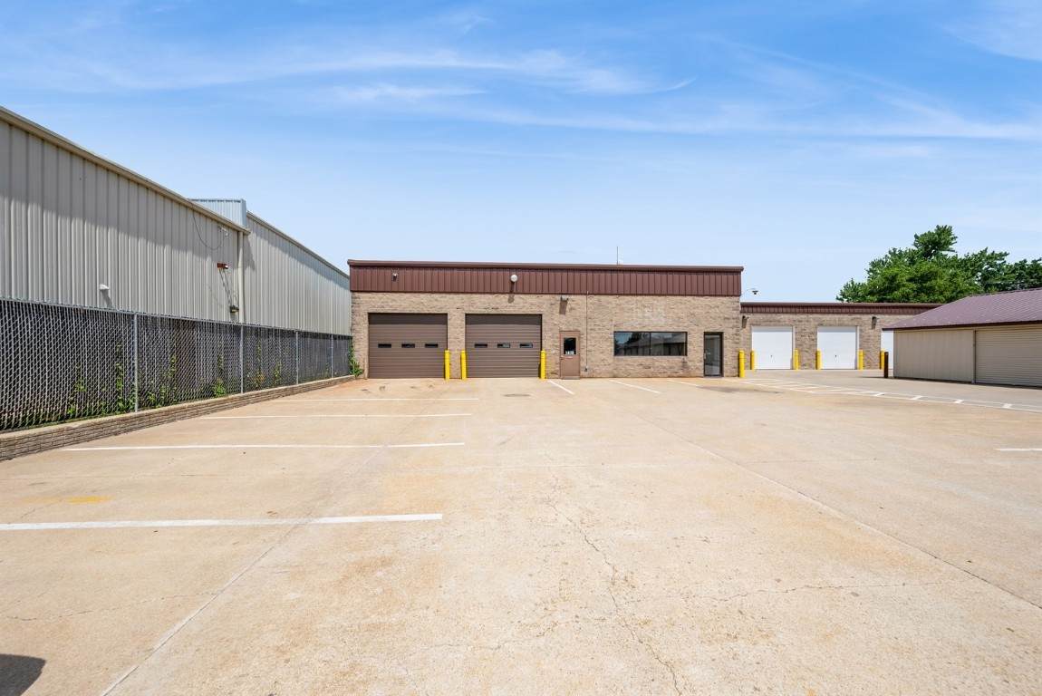 https://bt-photos.global.ssl.fastly.net/cedarrapids/orig_boomver_1_2506222-2.jpg