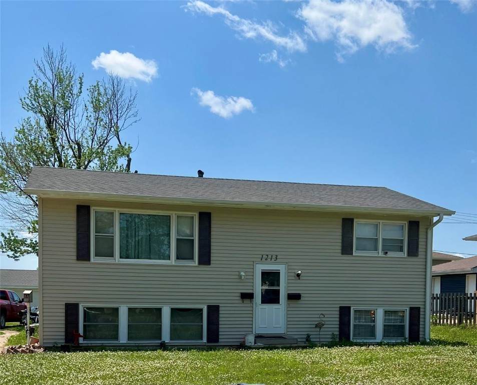 1213 Bowler Street - Photo 1