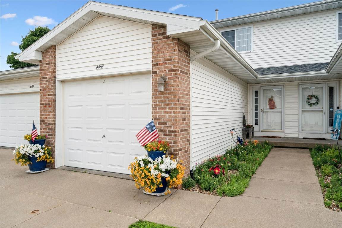 4663 Pintail Court - Photo 1