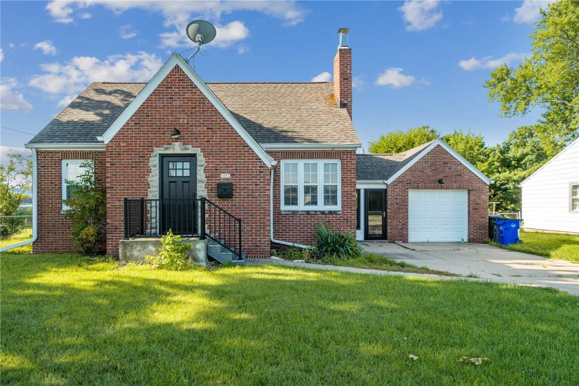 1051 35th Street - Photo 1